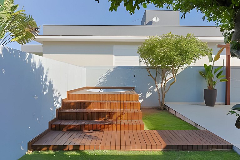 Casa com Academia em Jurerê IN