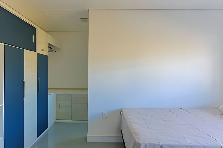 Casa com Academia em Jurerê IN